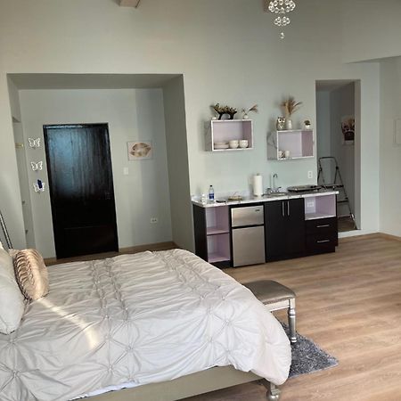 The Balconies Studio, The Marilyn Suite & The Crystal Apartment At Casa Of Essence In Old סן חואן מראה חיצוני תמונה
