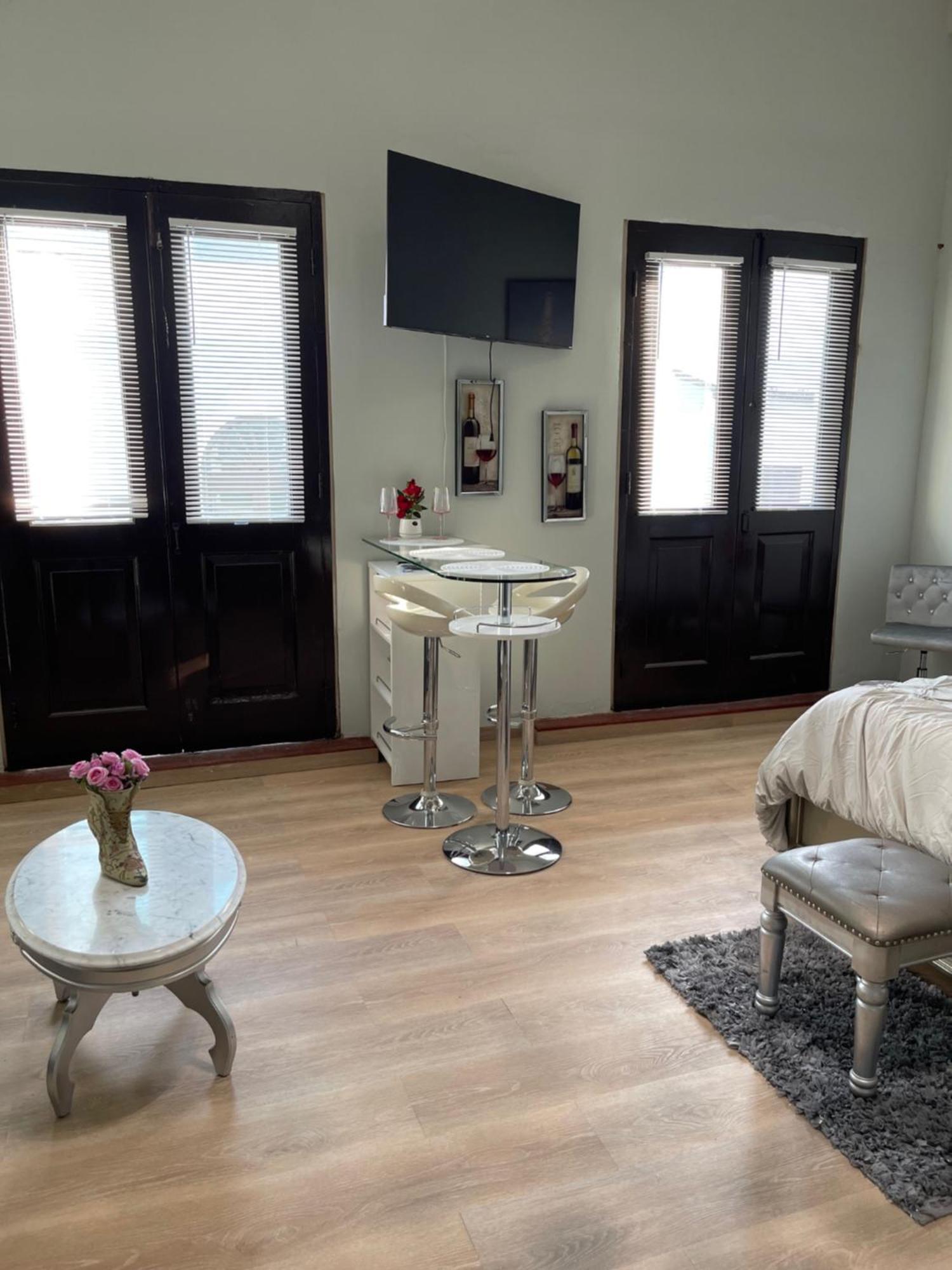 The Balconies Studio, The Marilyn Suite & The Crystal Apartment At Casa Of Essence In Old סן חואן מראה חיצוני תמונה