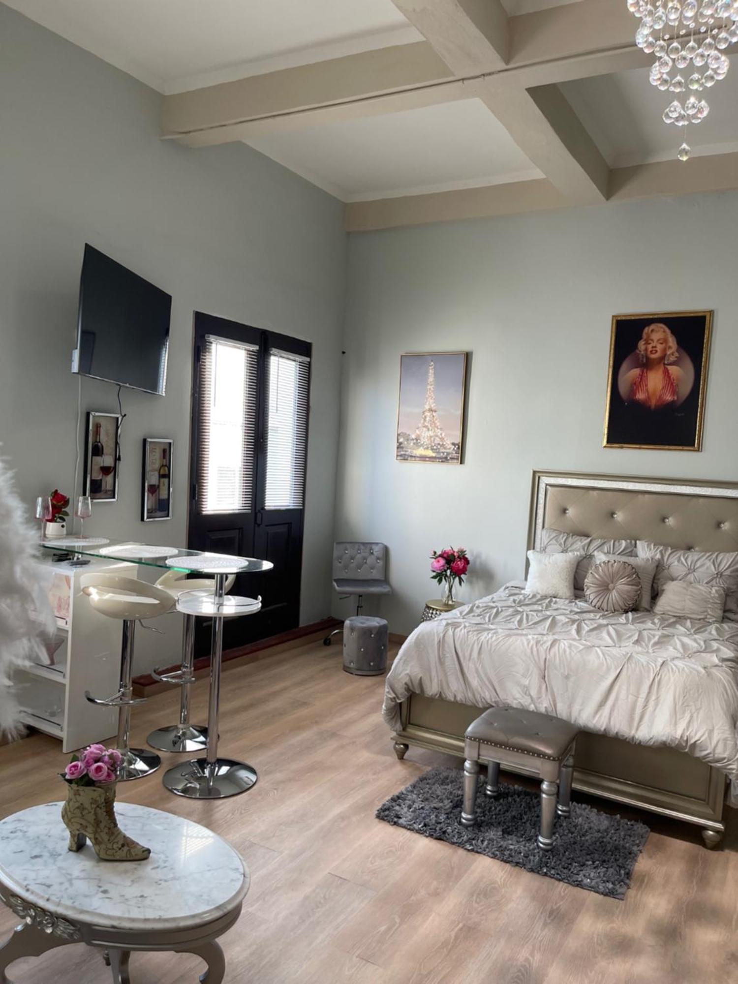 The Balconies Studio, The Marilyn Suite & The Crystal Apartment At Casa Of Essence In Old סן חואן מראה חיצוני תמונה