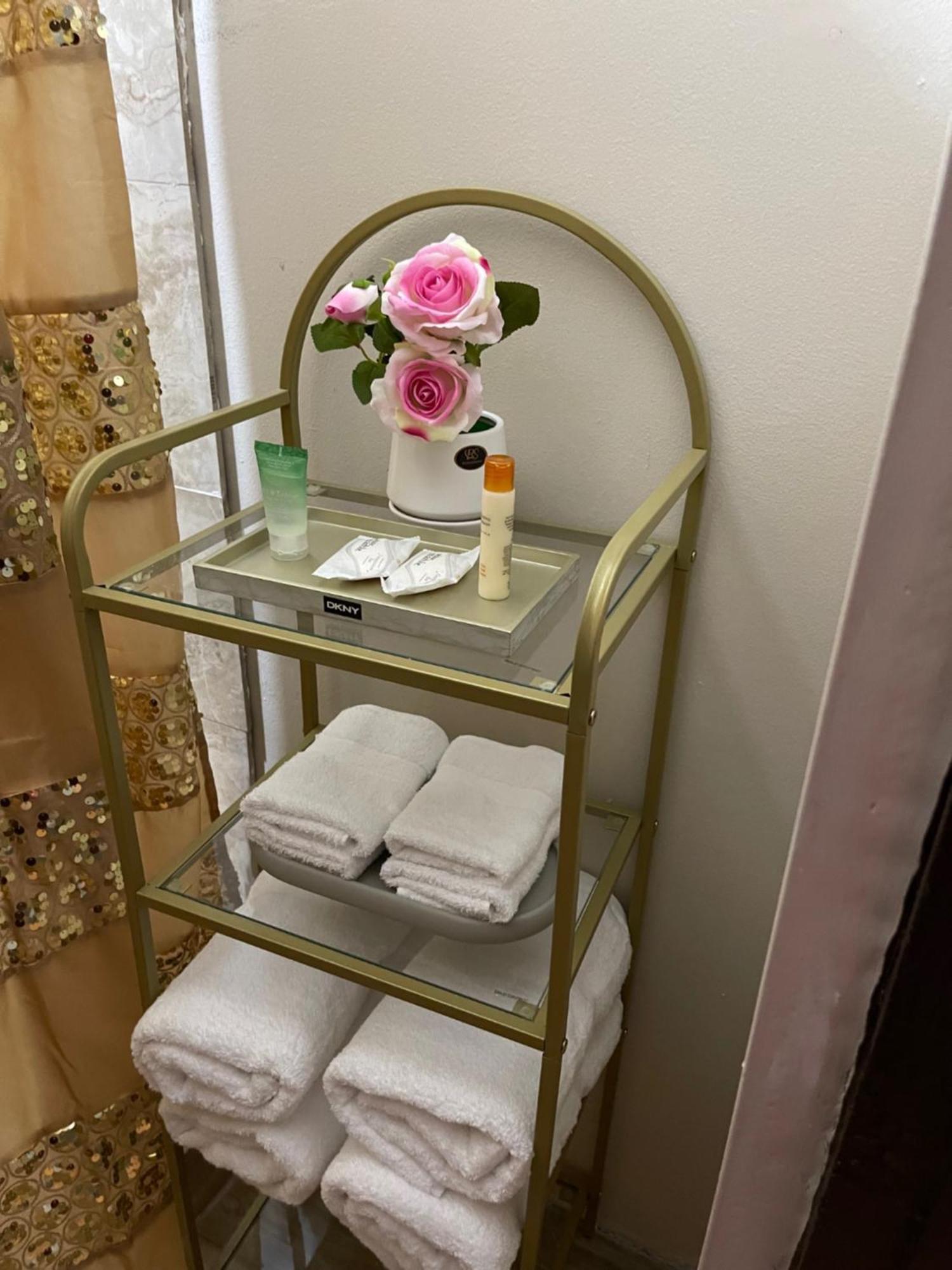 The Balconies Studio, The Marilyn Suite & The Crystal Apartment At Casa Of Essence In Old סן חואן מראה חיצוני תמונה